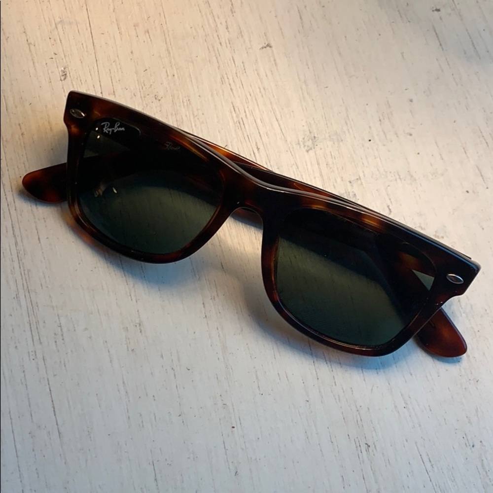 RayBan Tortoise Shell Wayfarer